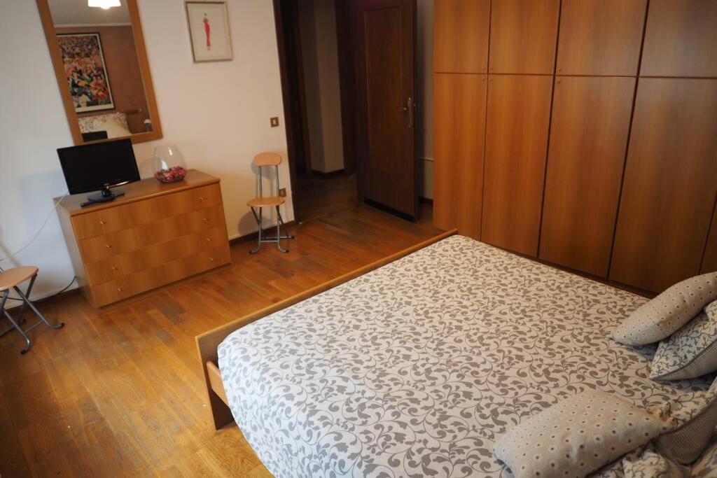 Ferienwohnung La Casa Degli Ospiti Morbegno Exterior foto